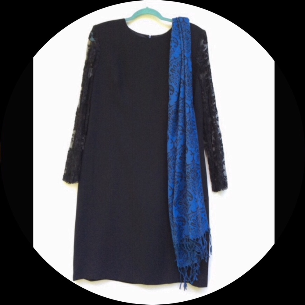 🌺Donna Morgan Lacy Sleeved Dress